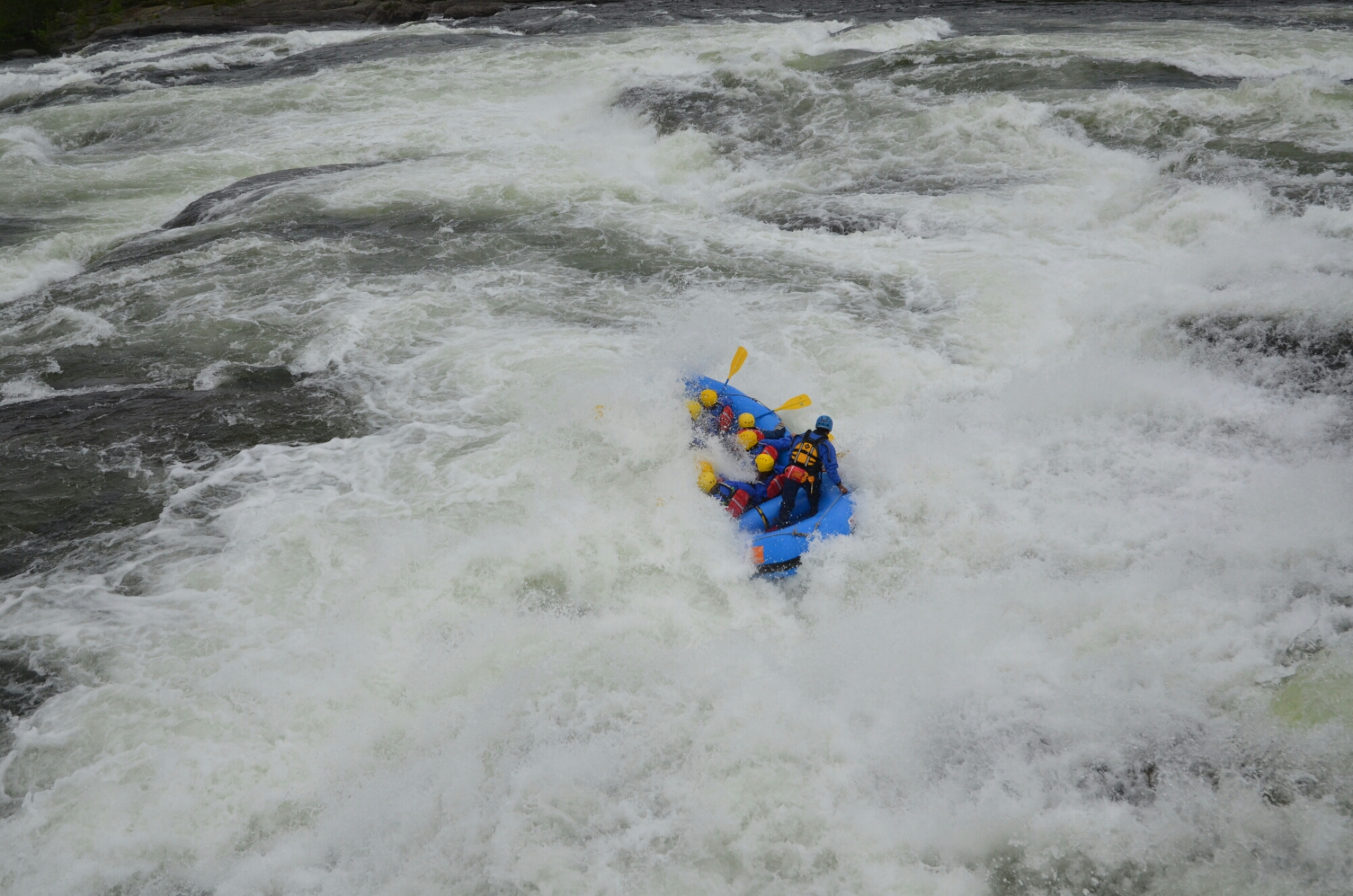 Riverrafting bei den Stromschnellen des Syrtveitfossen (Evje) Riverrafting bei den Stromschnellen des Syrtveitfossen (Evje)