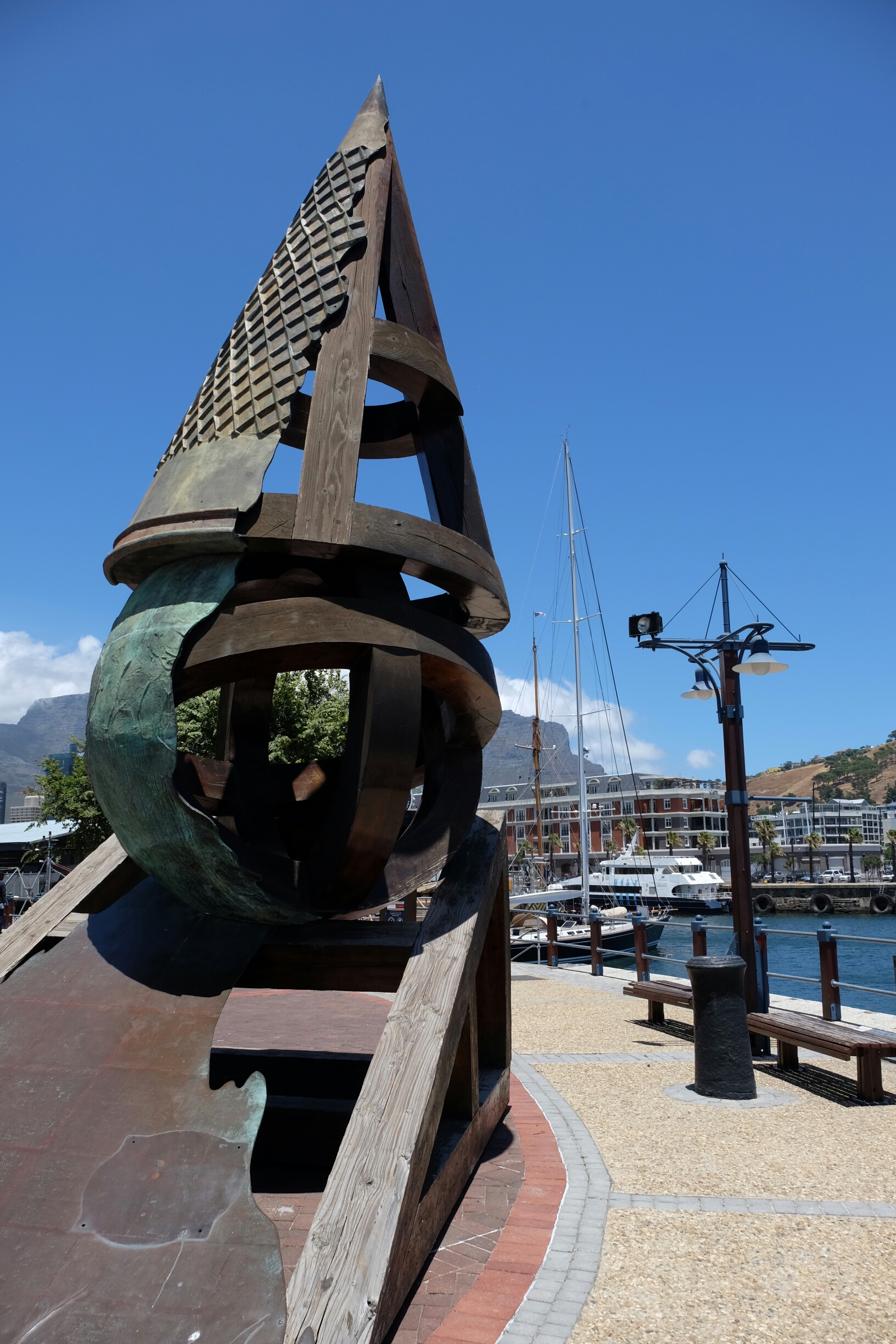 Kunstwerk in V&A Waterfront in Kapstadt Kunstwerk in V&A Waterfront in Kapstadt