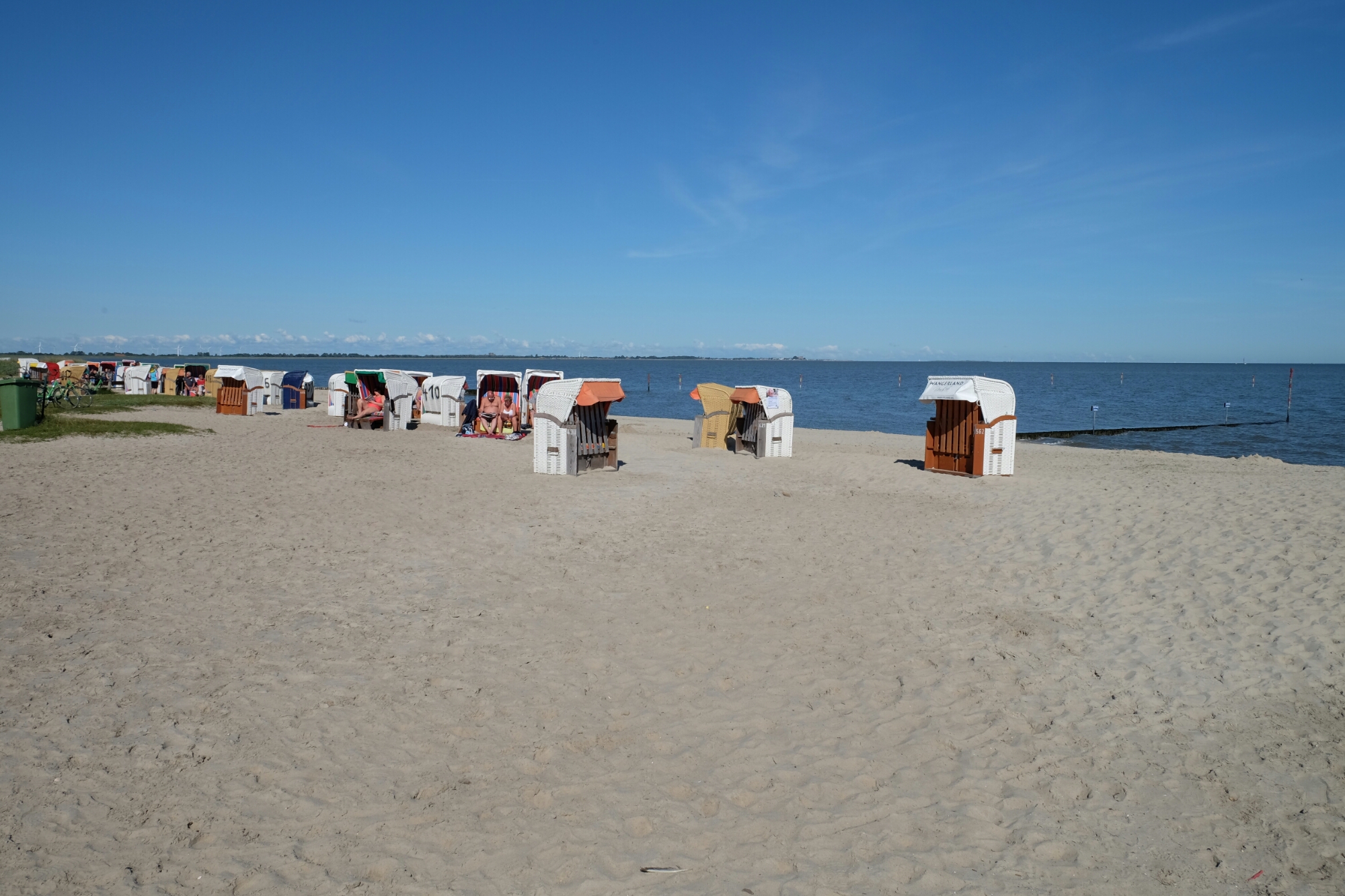 Strand und Strandkörbe bei Hooksiel Strand und Strandkörbe bei Hooksiel