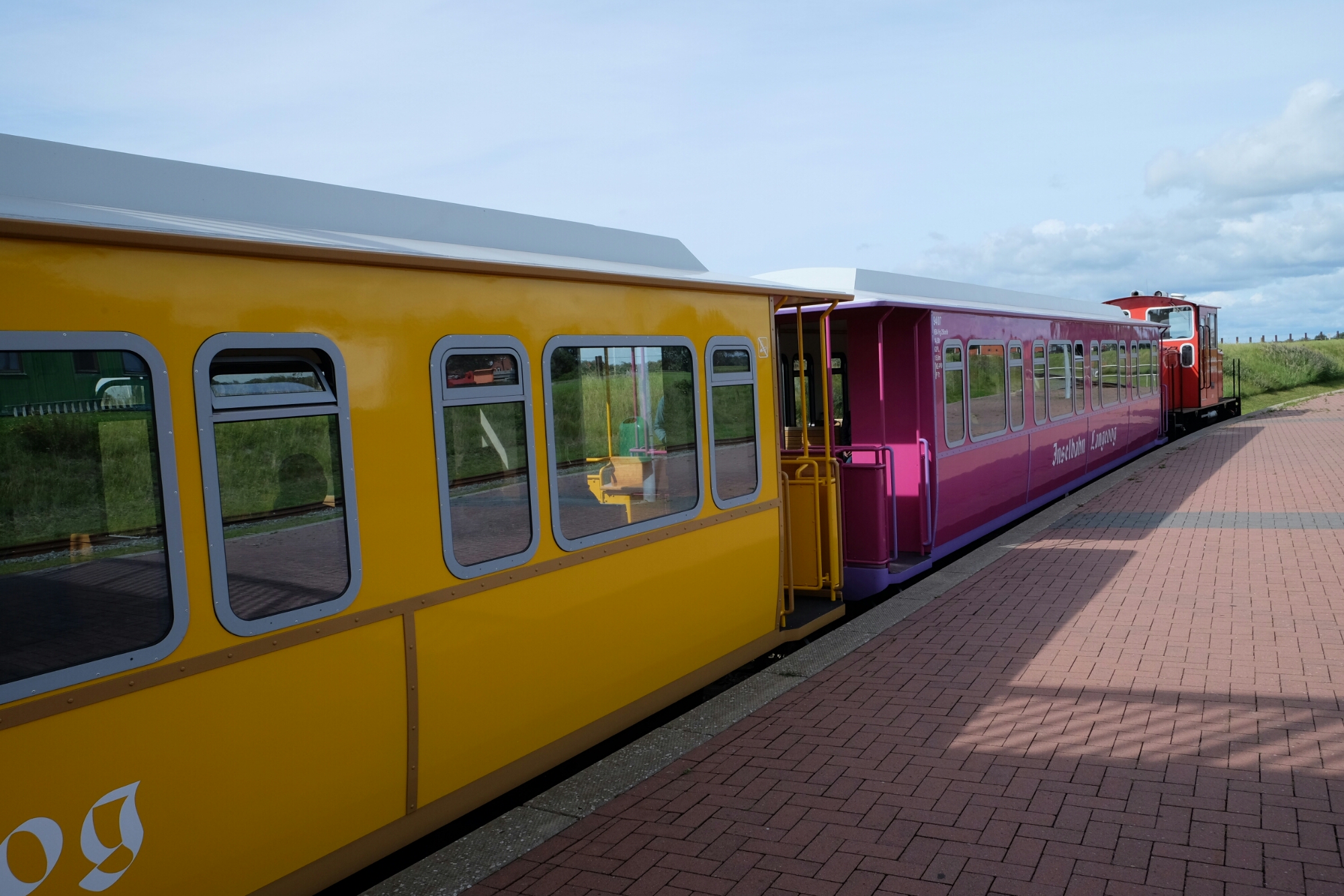 Inselbahn auf Langeoog Inselbahn auf Langeoog