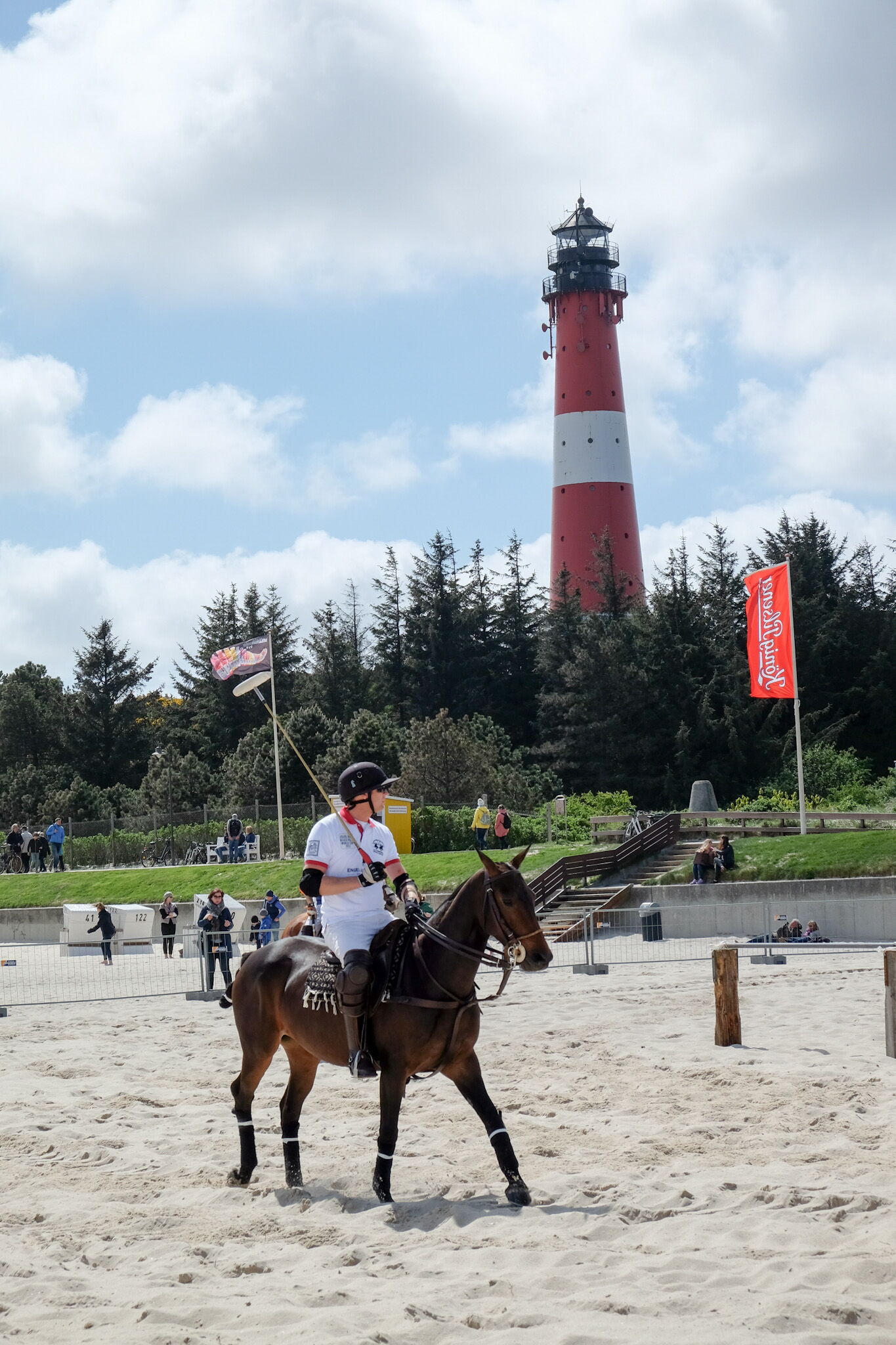 Einreiten beim Beach Polo in Hörnum