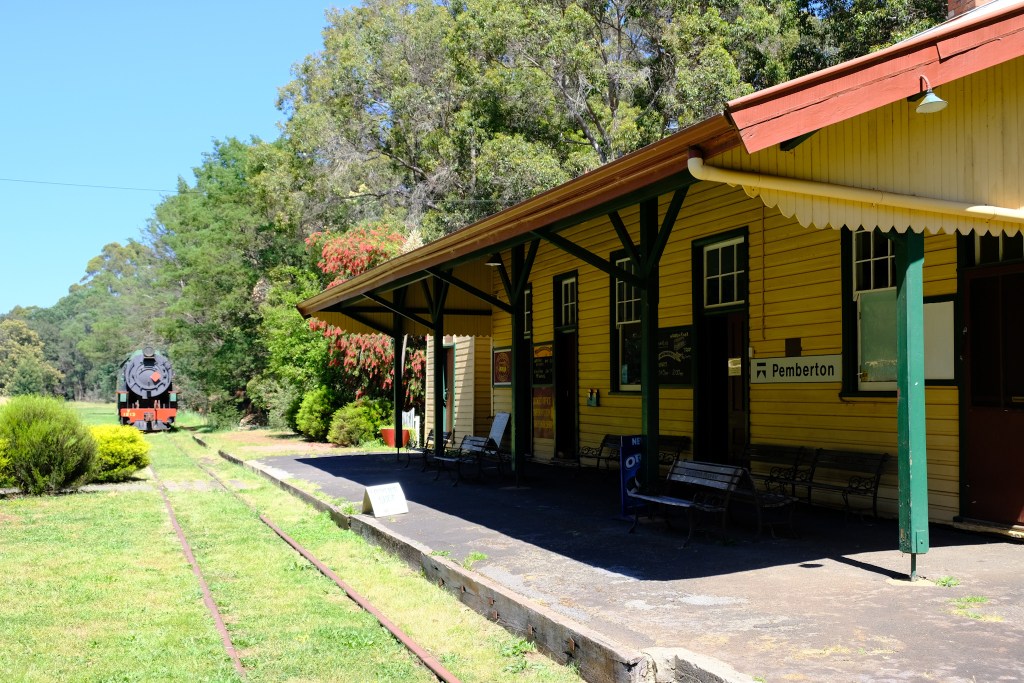 Weitere Wald-Nationalparks auf dem Karri Forest Explorer Drive erfahren