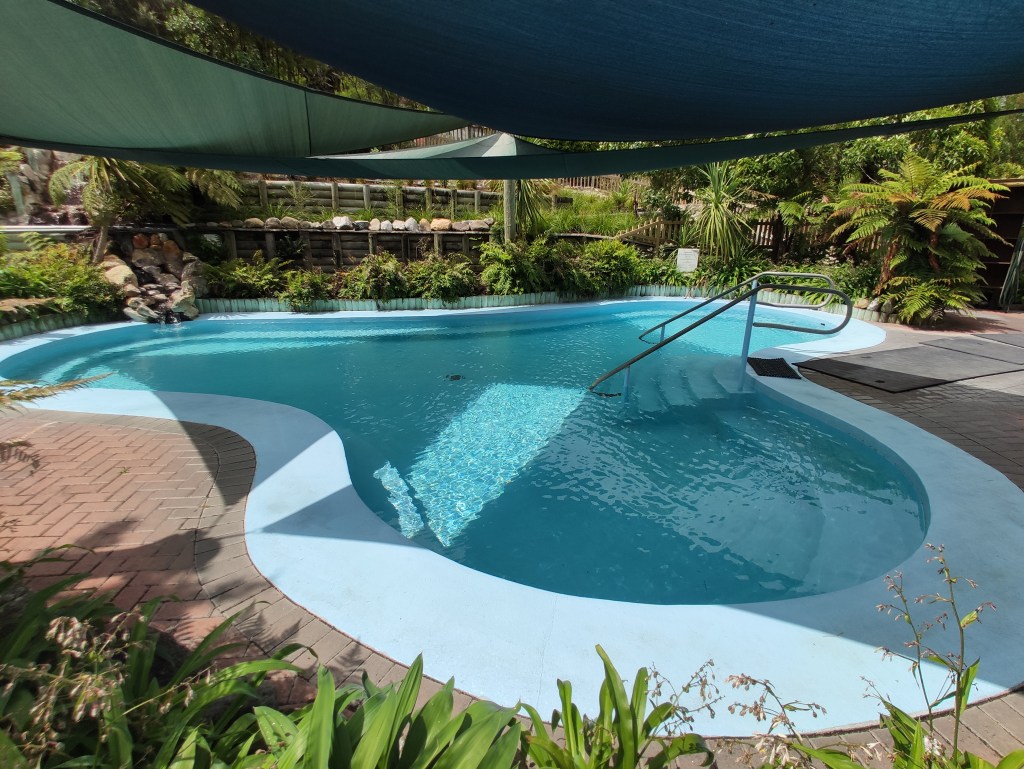 Überbrückung eines Regentages: Camping bei den Waikite Valley Thermal&nbsp;Pools