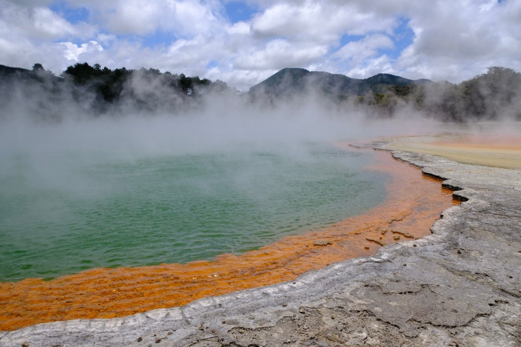 Wai-o-tapu – auf einem Rundgang durch ein geothermisches&nbsp;Wunderland