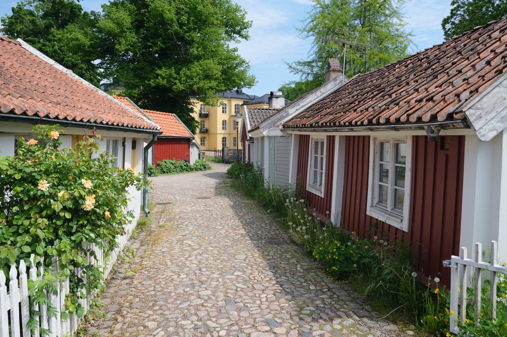 Den Hauch der Geschichte in Kalmar spüren: Das herrschaftliche Schloss, die mittelalterliche Altstadt, die alte Neustadt sowie der dramatische Untergang des königlichen Schiffes Kronan