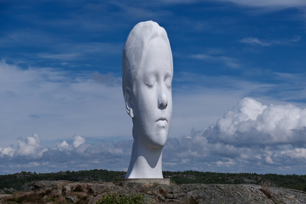 Mit ANNA die fantastische Aussicht und die Kunstwerke im Skulpturenpark Pilane&nbsp;bestaunen