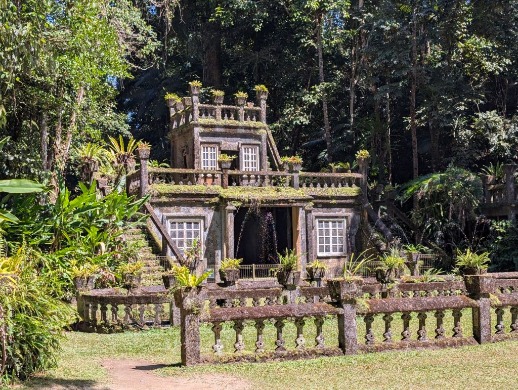Paronella Park: Damals ein beliebter und innovativer, kleiner Vergnügungspark – heute eines der besten Ausflugsziele in Nord-Queensland?